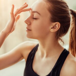 Le yoga des yeux : exercices oculaires, luminotherapie, alimentation détoxination.